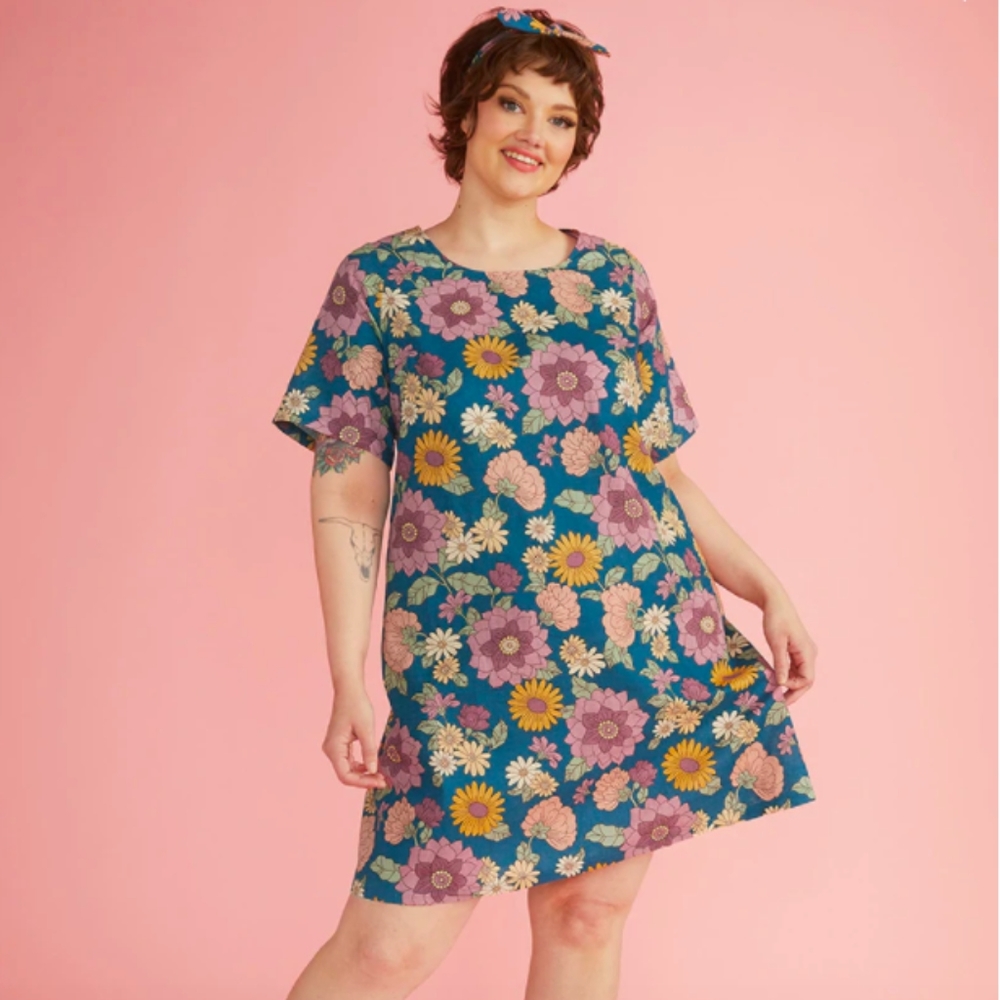 NWT ModCloth x Princess Highway Floral Shift Dress